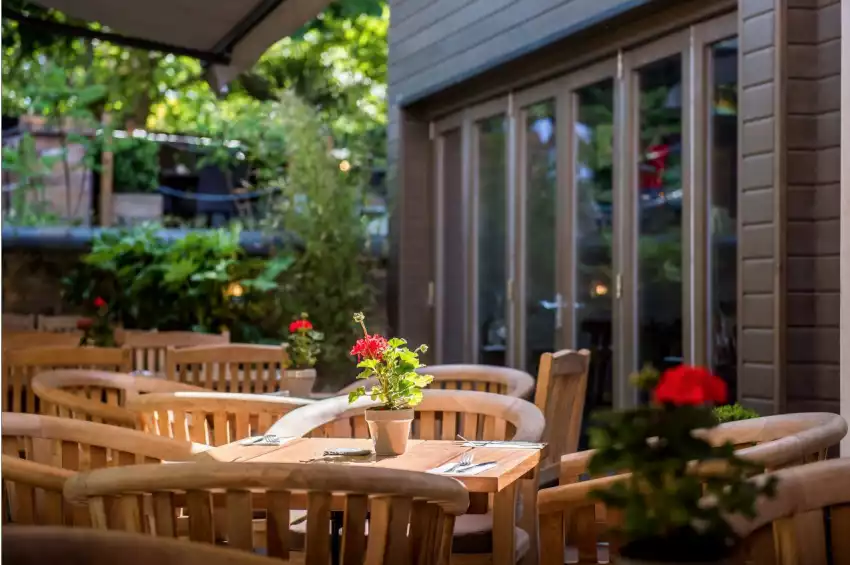 The Crown and Greyhound