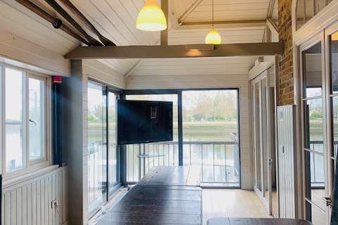 Thames Rowing Club