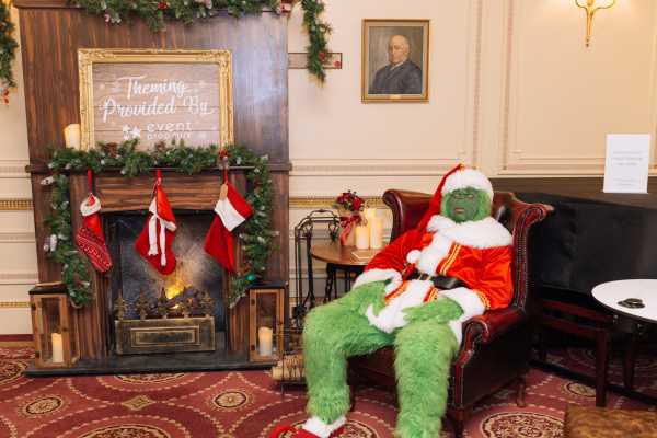 Grinch London christmas party show
