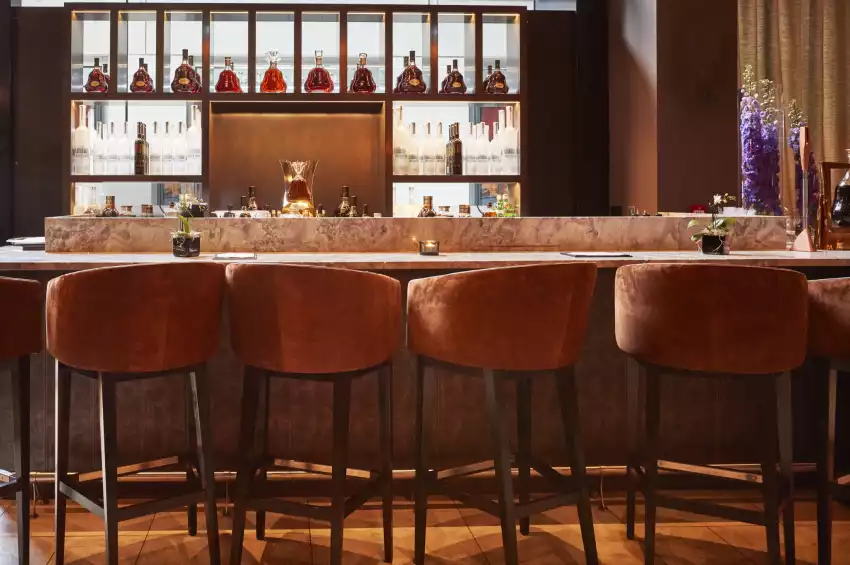 M Threadneedle Street