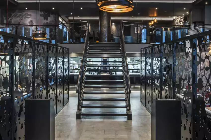 M Threadneedle Street