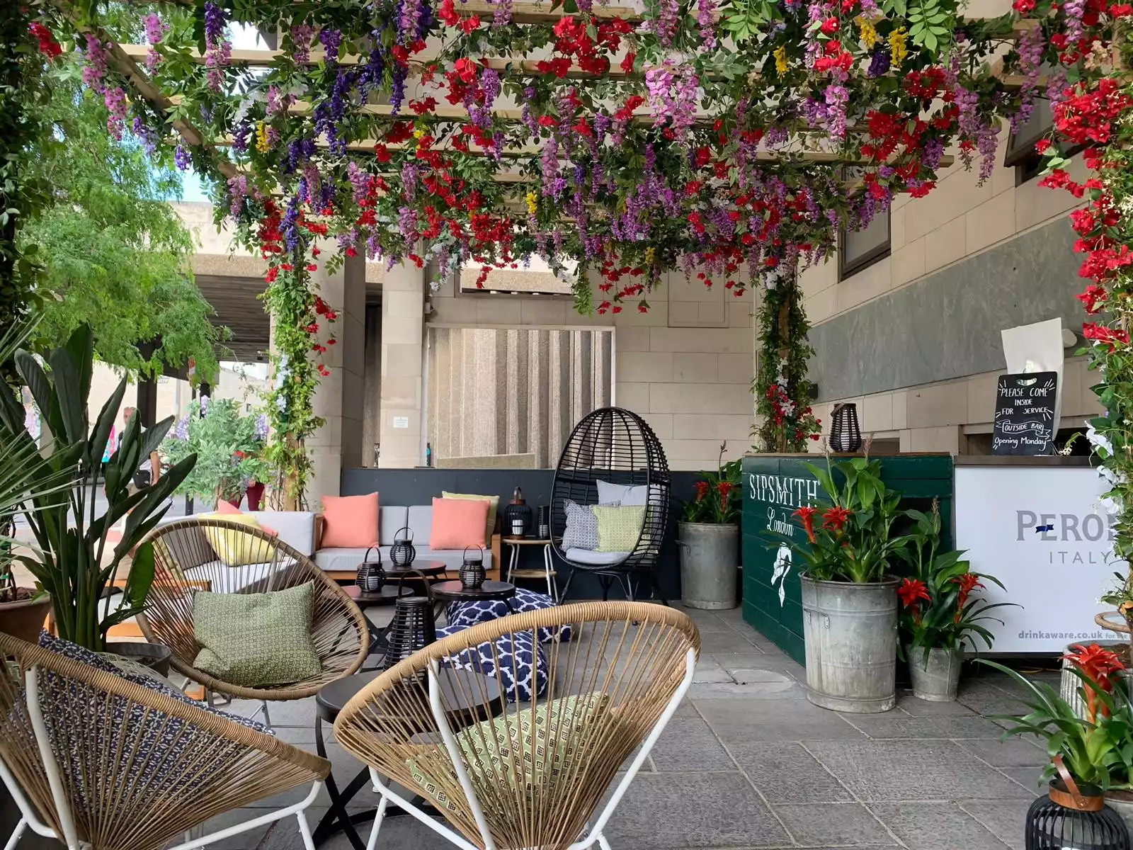 Summer Terrace