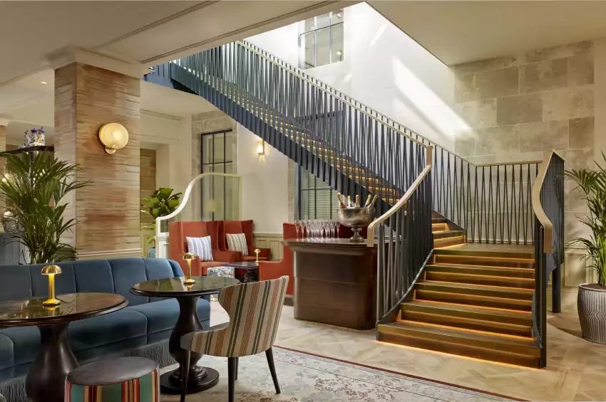 100 Queen's Gate Hotel London