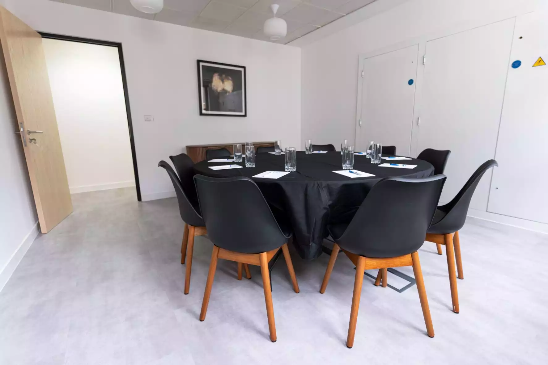 Hendrix Meeting Room