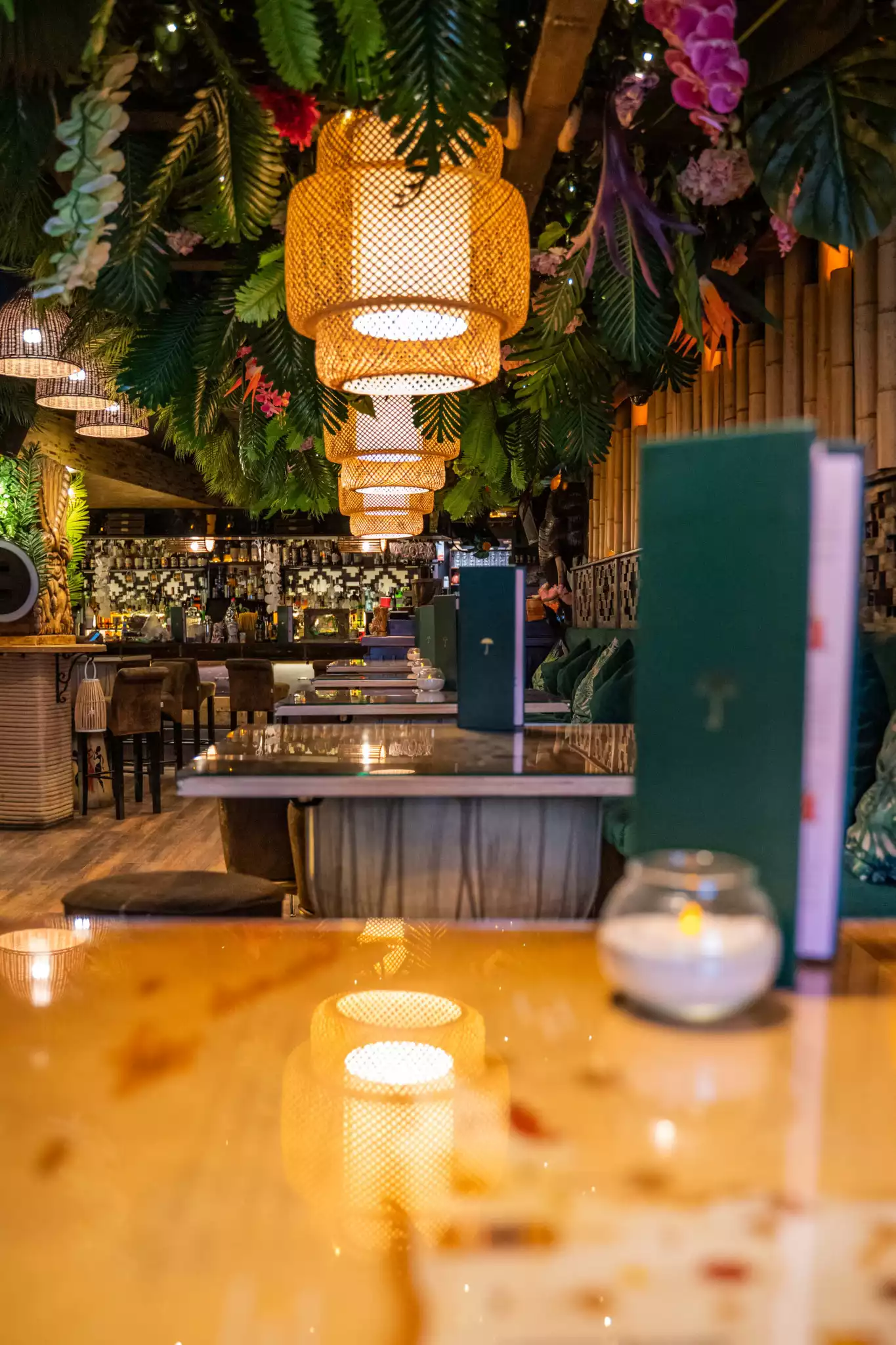 Laki Kane - Tropical Escape