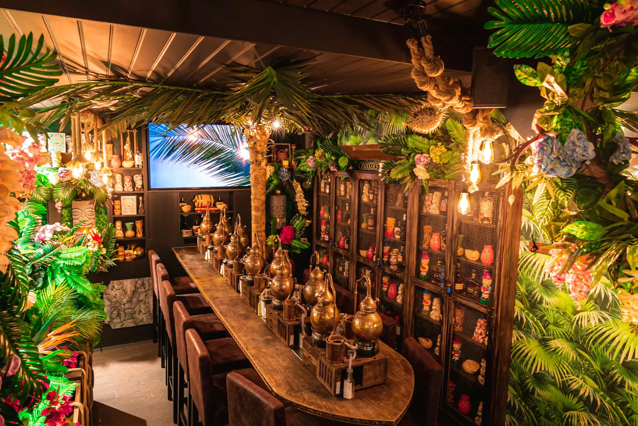 Laki Kane - The Beach Room 