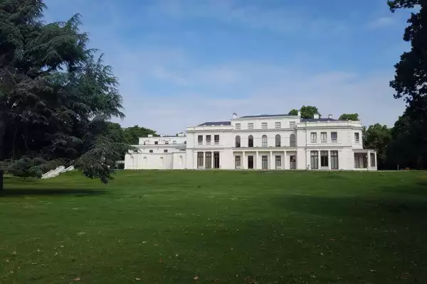 Gunnersbury Park