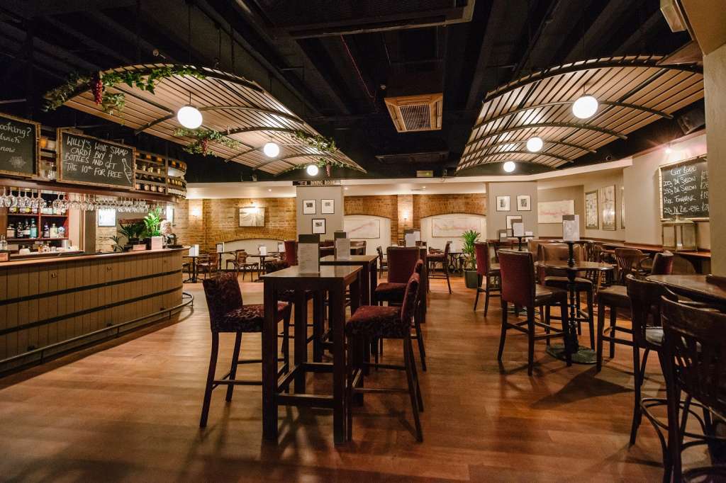 Willy's Wine Bar