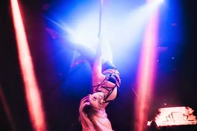 The London Reign Showclub  The London Reign Showclub