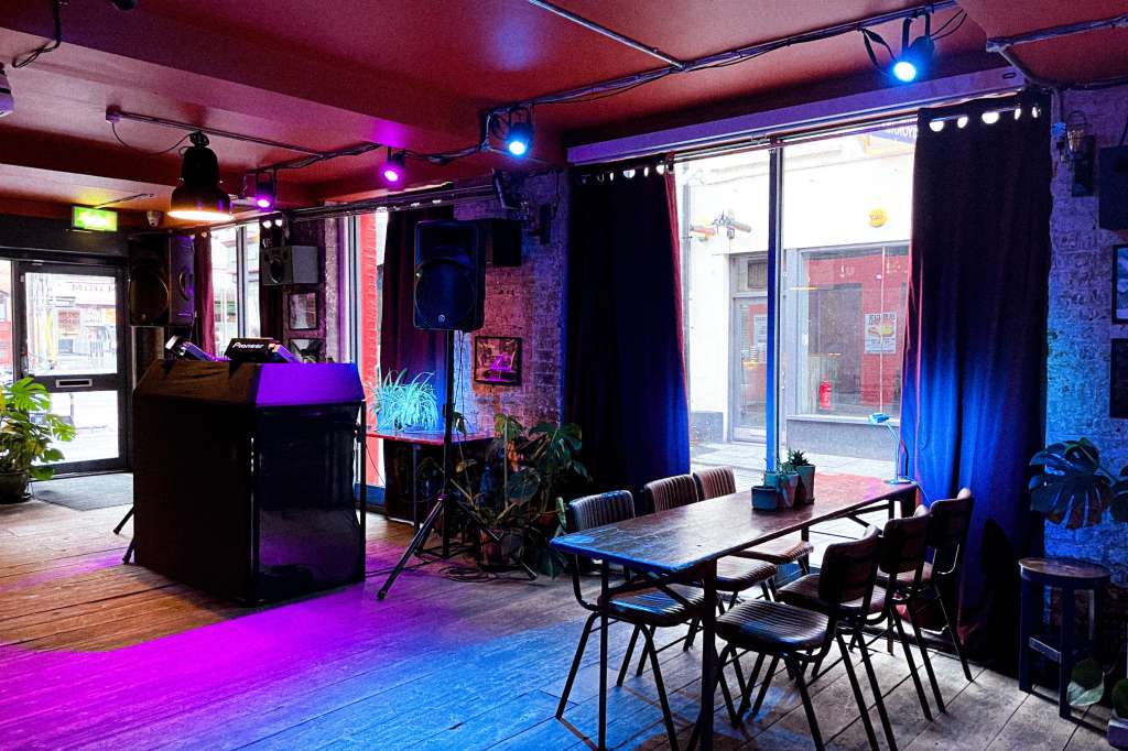 Strongroom Bar & Kitchen