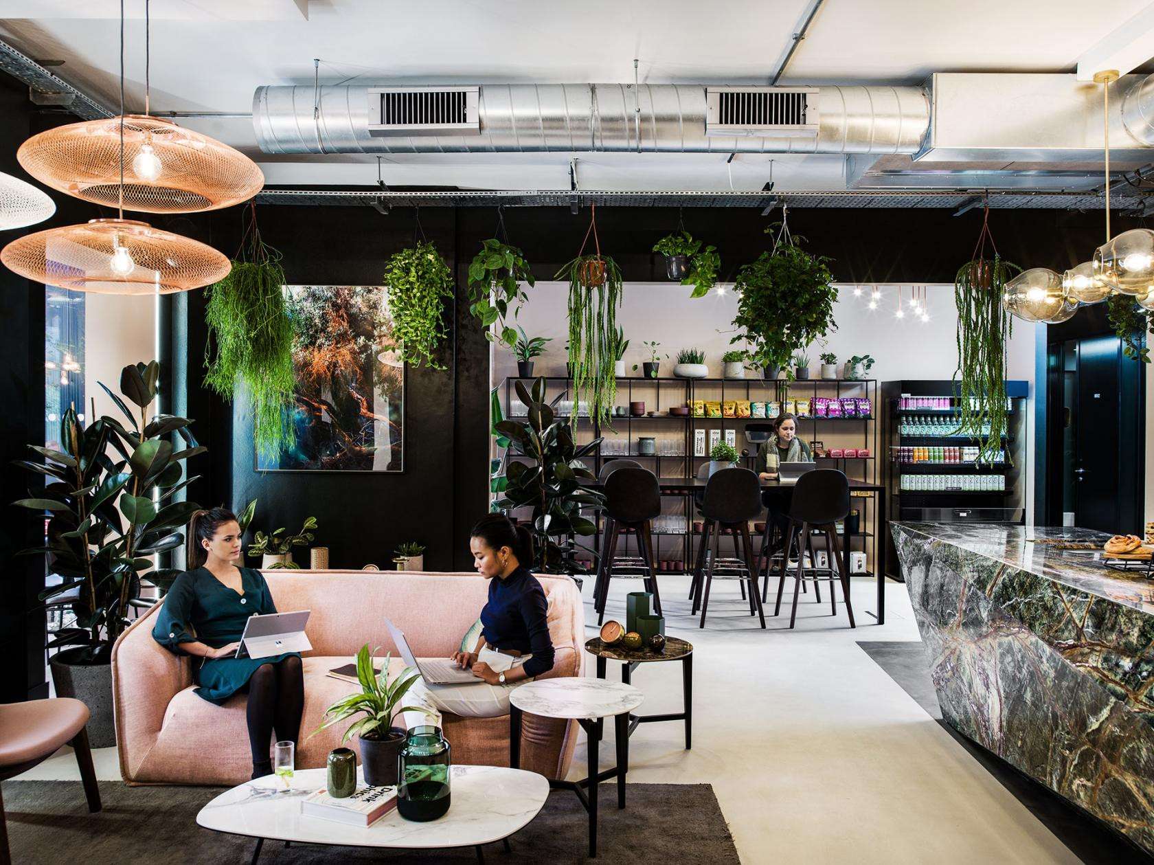 Cafe/Lounge