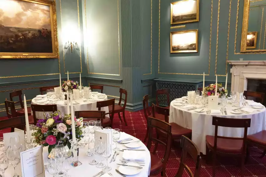 In and Out (Naval & Military) Club In and Out (Naval & Military) Club