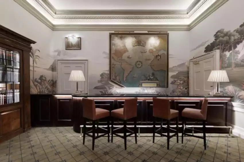 In and Out (Naval & Military) Club In and Out (Naval & Military) Club