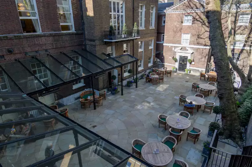 In and Out (Naval & Military) Club In and Out (Naval & Military) Club