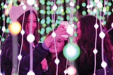 Christmas party attractions for 2022