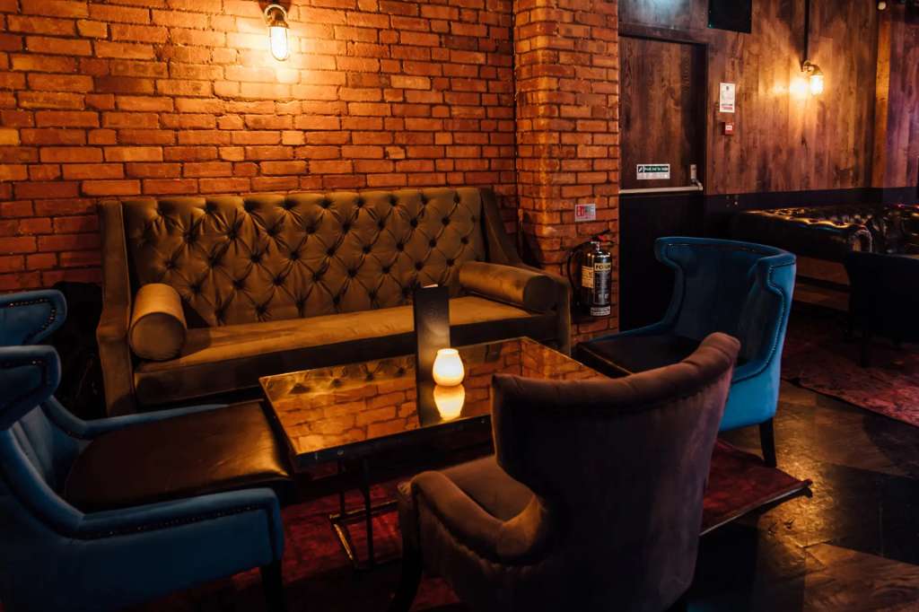 The Singer Tavern