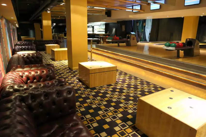 Bloomsbury Bowling Lanes 