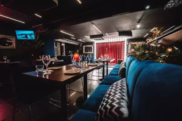 Layalina Knightsbridge