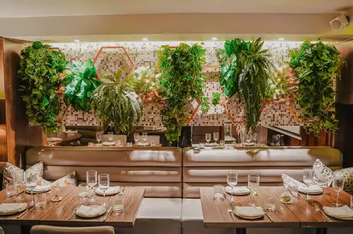 Layalina Knightsbridge  Layalina Knightsbridge