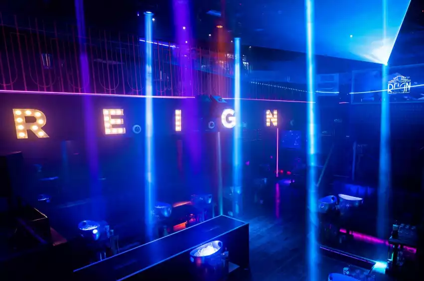 The London Reign Showclub  The London Reign Showclub