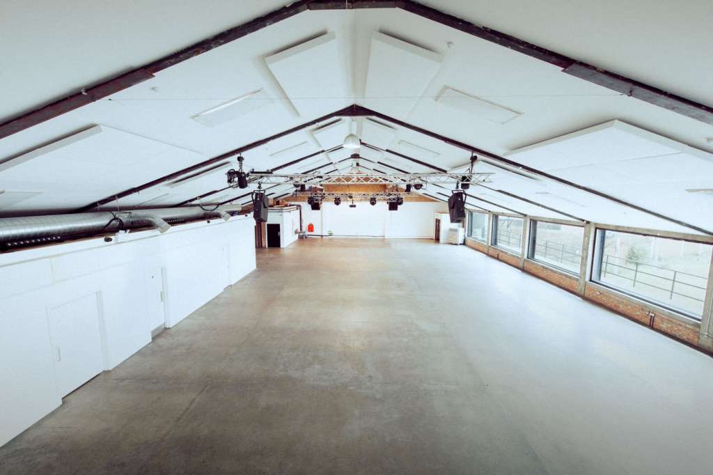 Oval Studios 