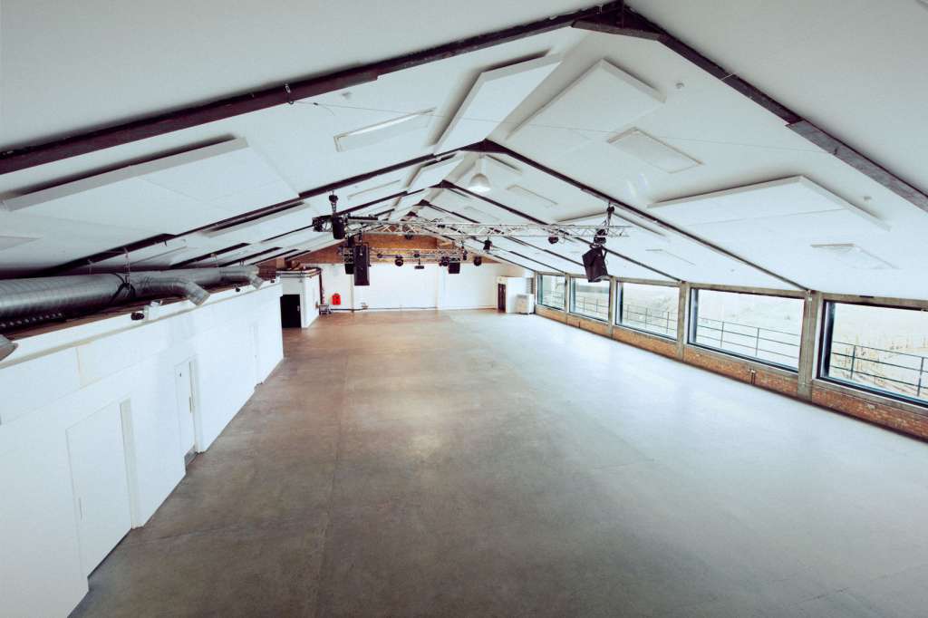 Oval Studios 