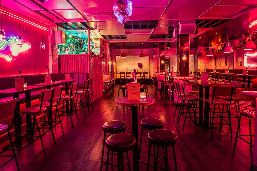 Simmons Bar Holborn