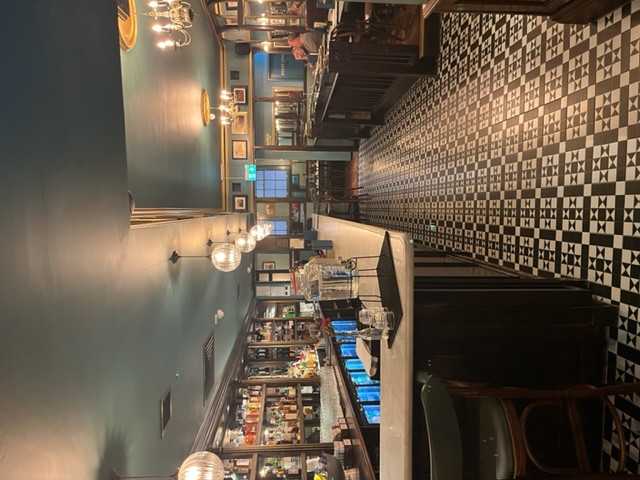 Main bar