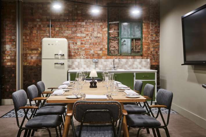 New Road Hotel