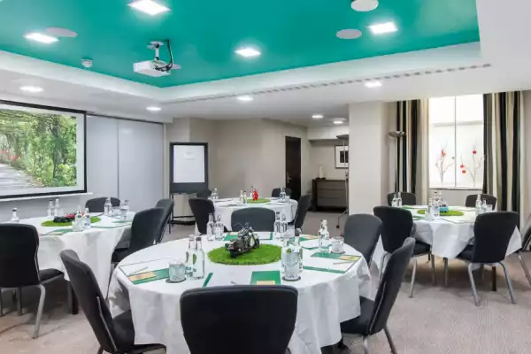 DoubleTree by Hilton London Kensington