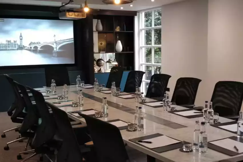 DoubleTree by Hilton London Kensington DoubleTree by Hilton London Kensington