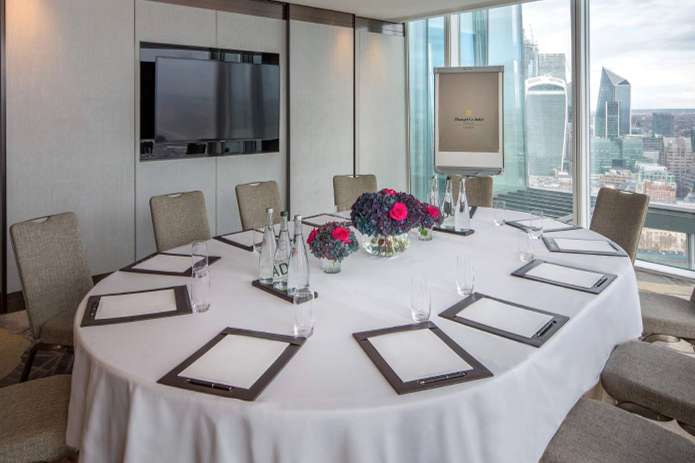 Shangri-La Hotel, At The Shard, London