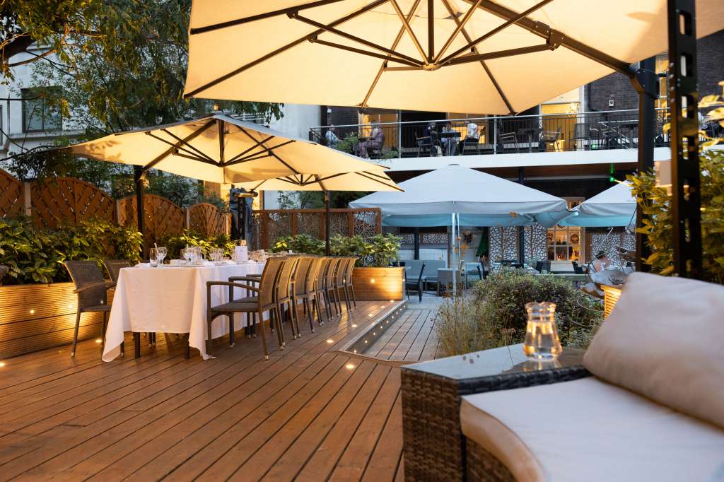 Six Park Place