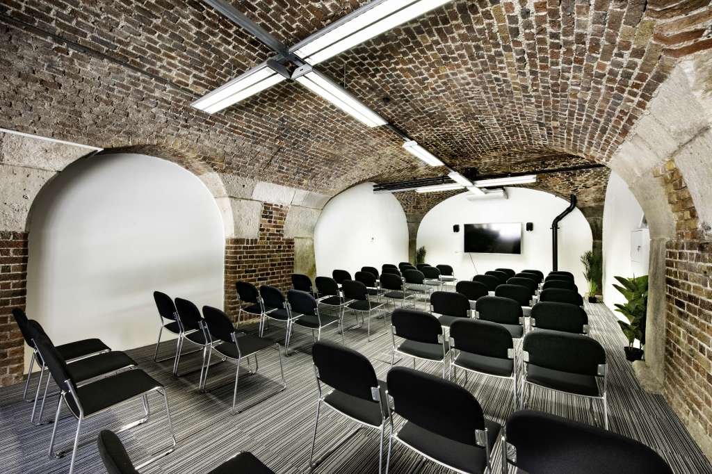 Tobacco Dock 