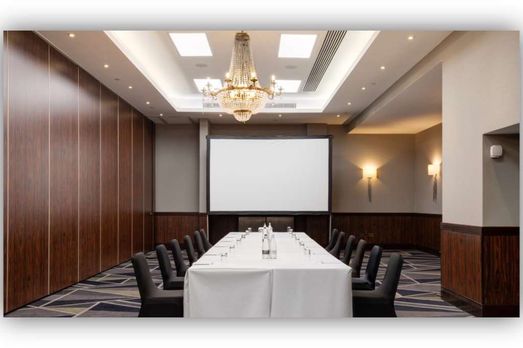 Imperial London Hotel