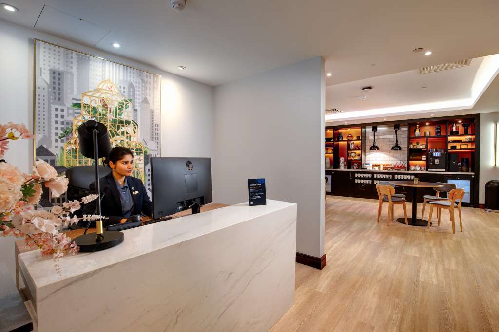 Imperial London Hotel