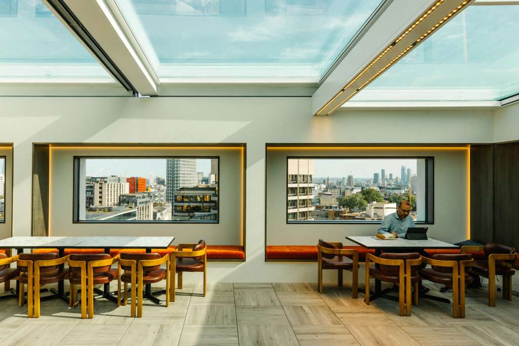 Met Lounge