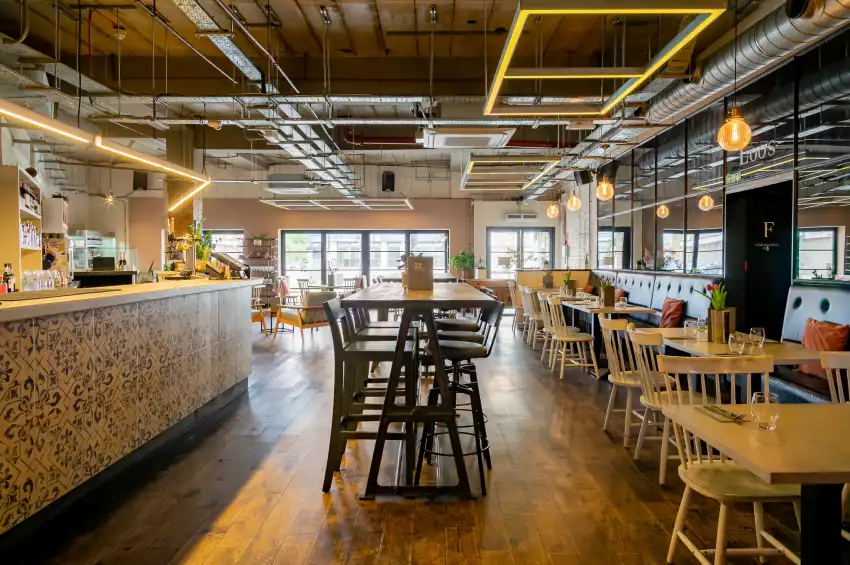 SW16 Bar and Kitchen SW16 Bar and Kitchen