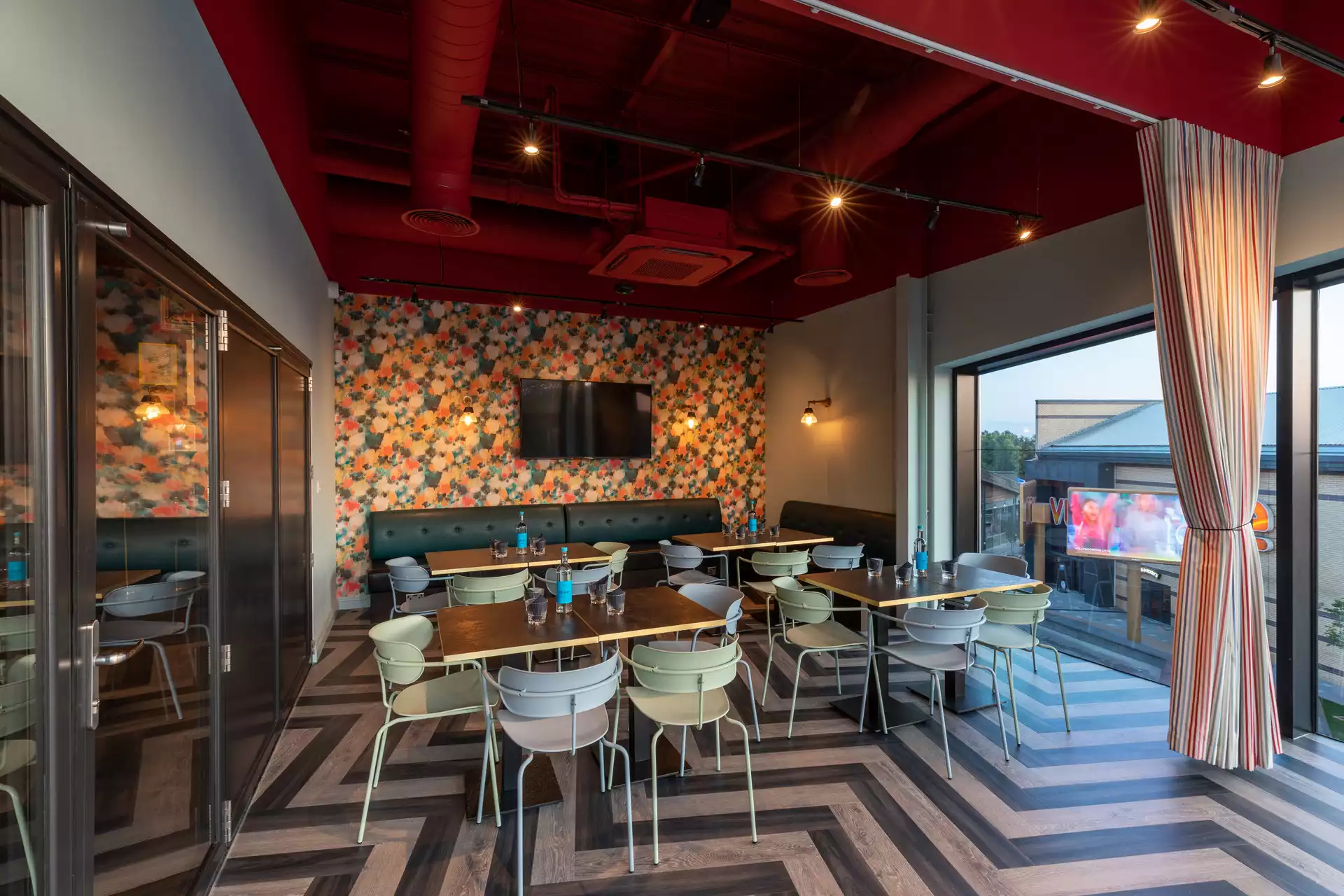 Sapphire private room