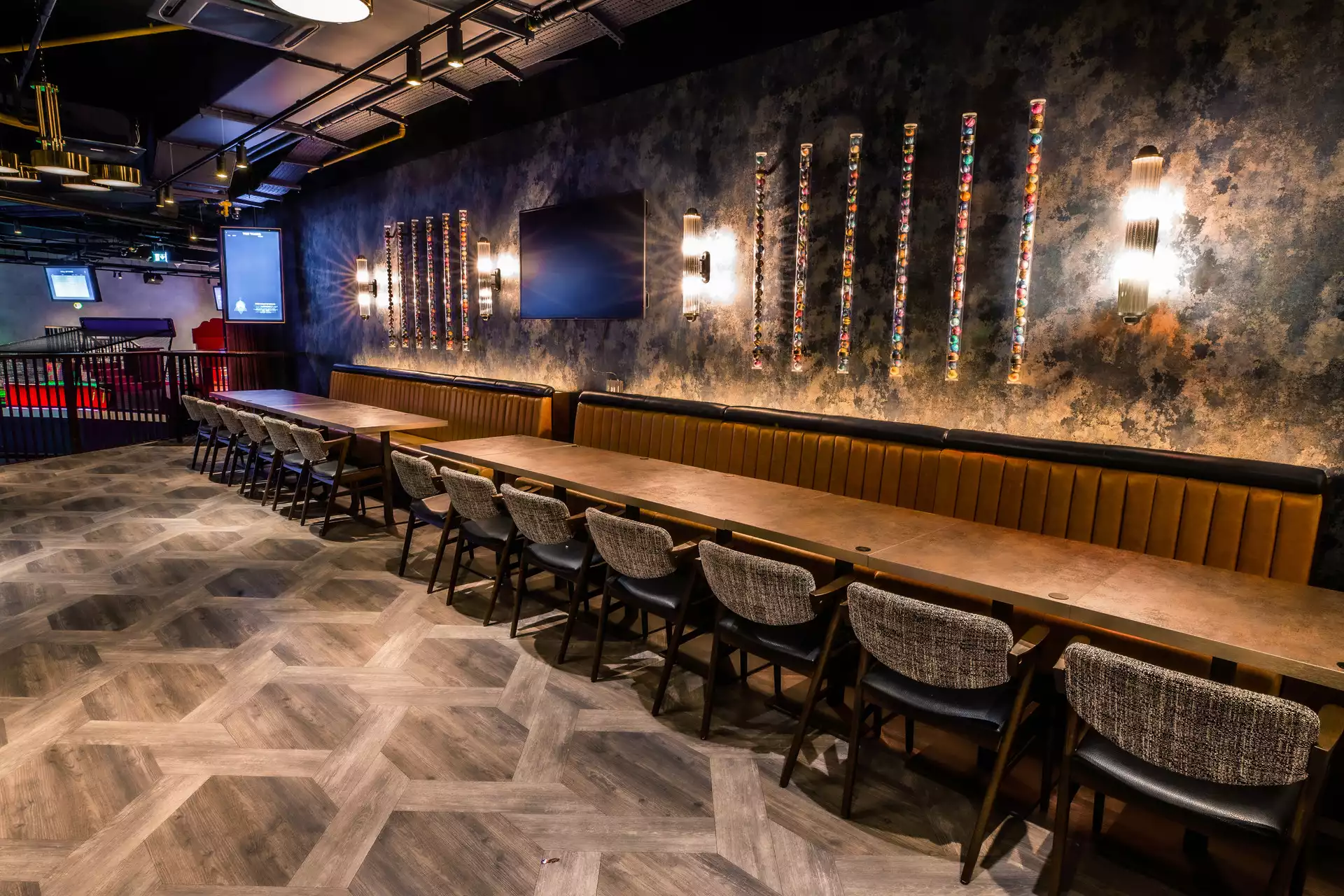 Emerald private room