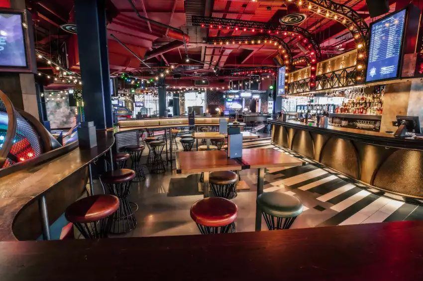 Puttshack - White City