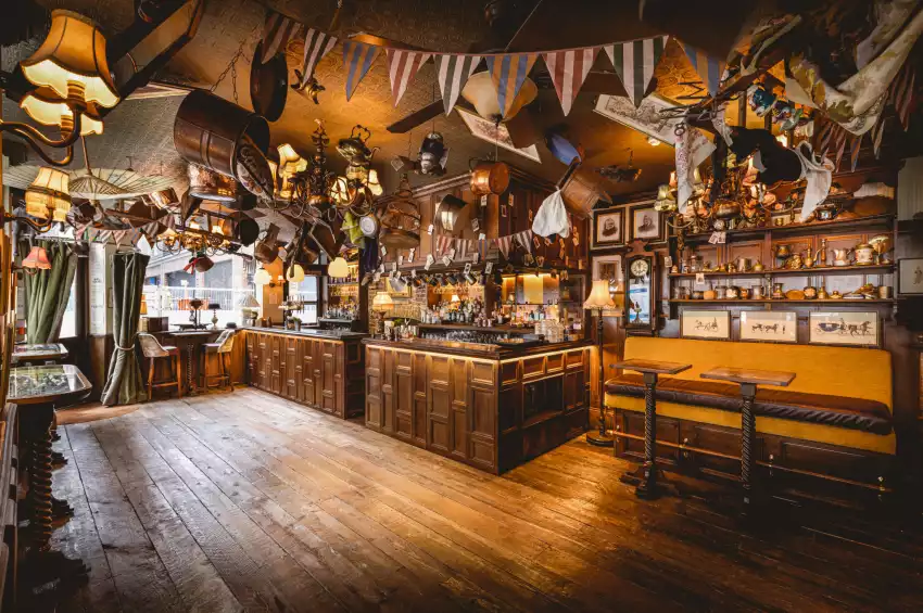 Mr Fogg's Hat Tavern & Gin Club