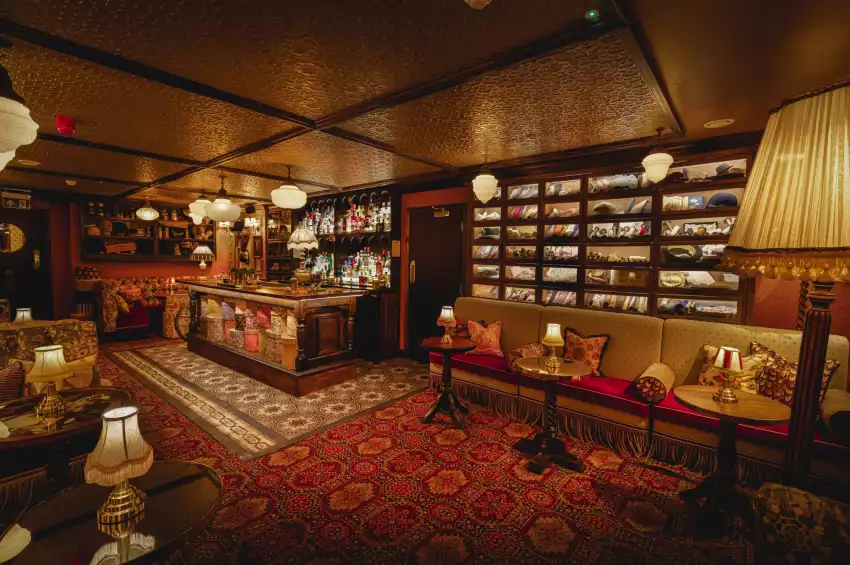 Mr Fogg's Hat Tavern & Gin Club