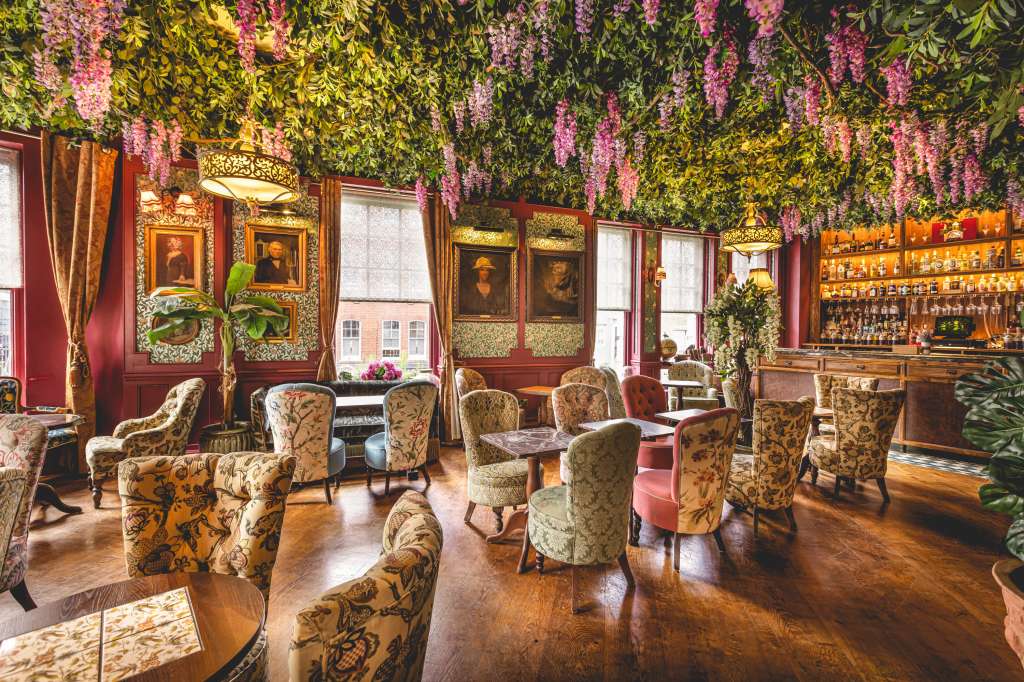 Mr Fogg's Botanical Tavern