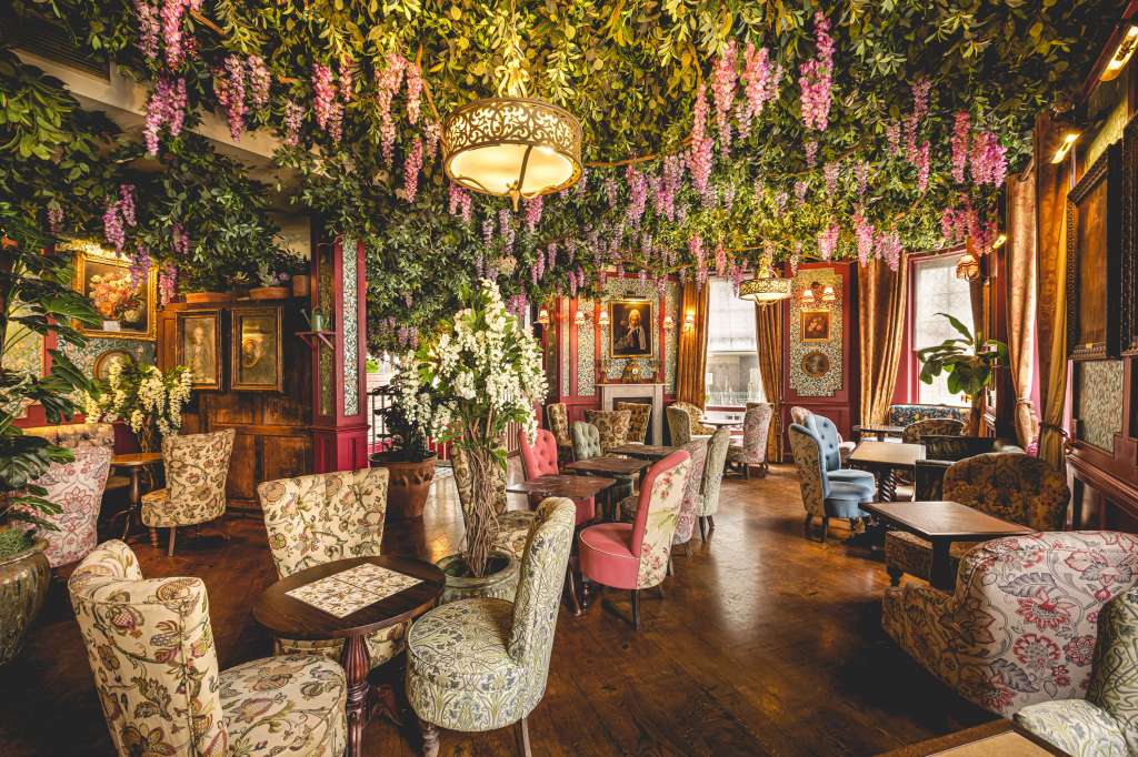 Mr Fogg's Botanical Tavern