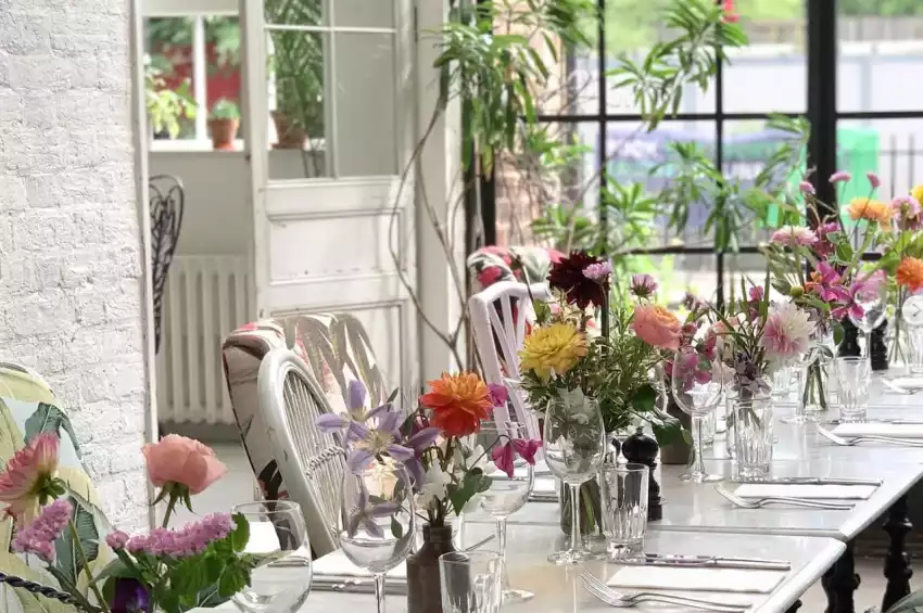 Bourne & Hollingsworth Buildings