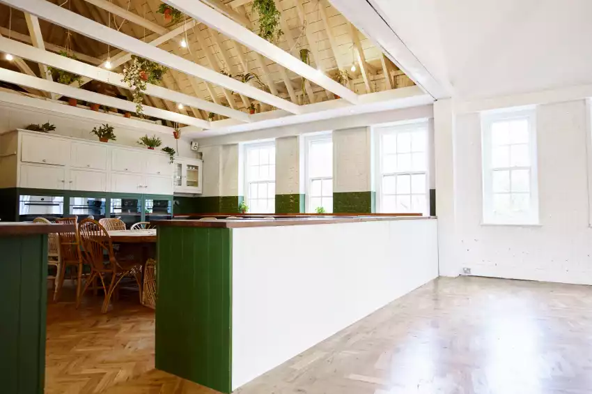 Bourne & Hollingsworth Buildings