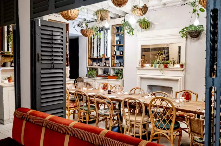 Bourne & Hollingsworth Buildings