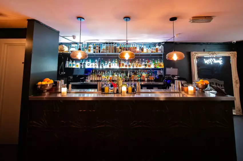 Looking Glass Cocktail Club