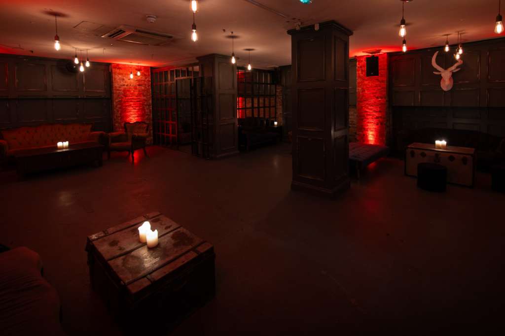Looking Glass Cocktail Club